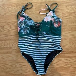 NEW without tags Feelin’ Fine Swimsuit